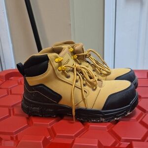 Xiaomi Men's Tan and Black Boots